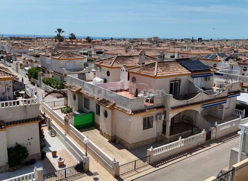 Resale - Townhouse -
Playa Flamenca