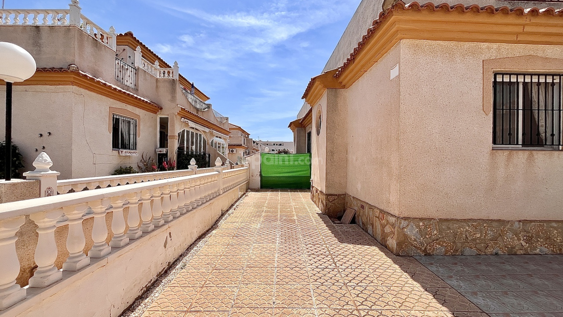 Resale - Townhouse -
Playa Flamenca