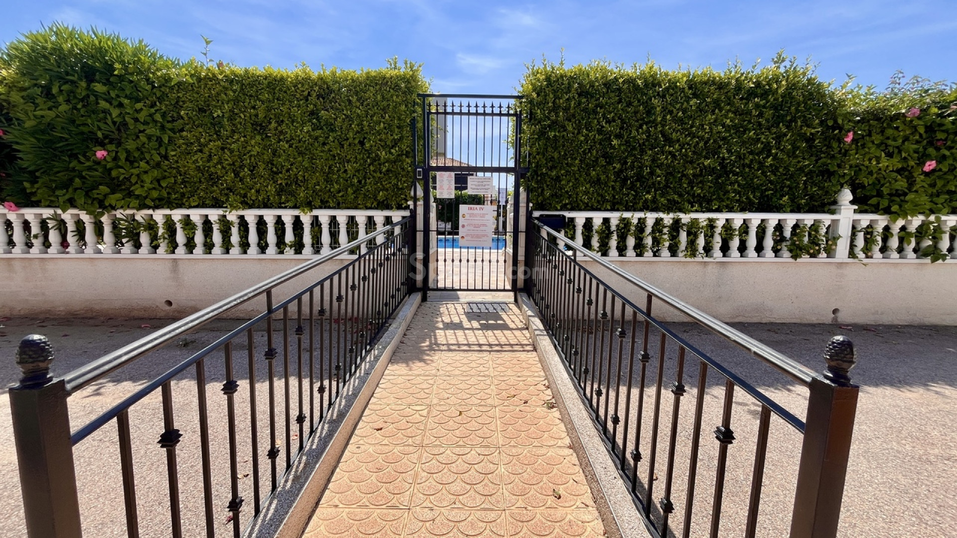 Resale - Townhouse -
Playa Flamenca