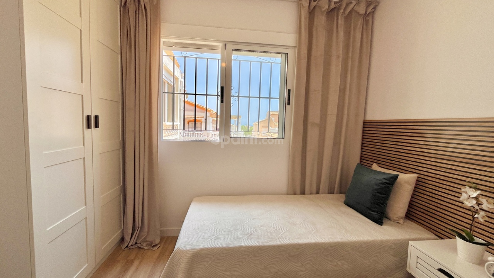 Resale - Townhouse -
Playa Flamenca