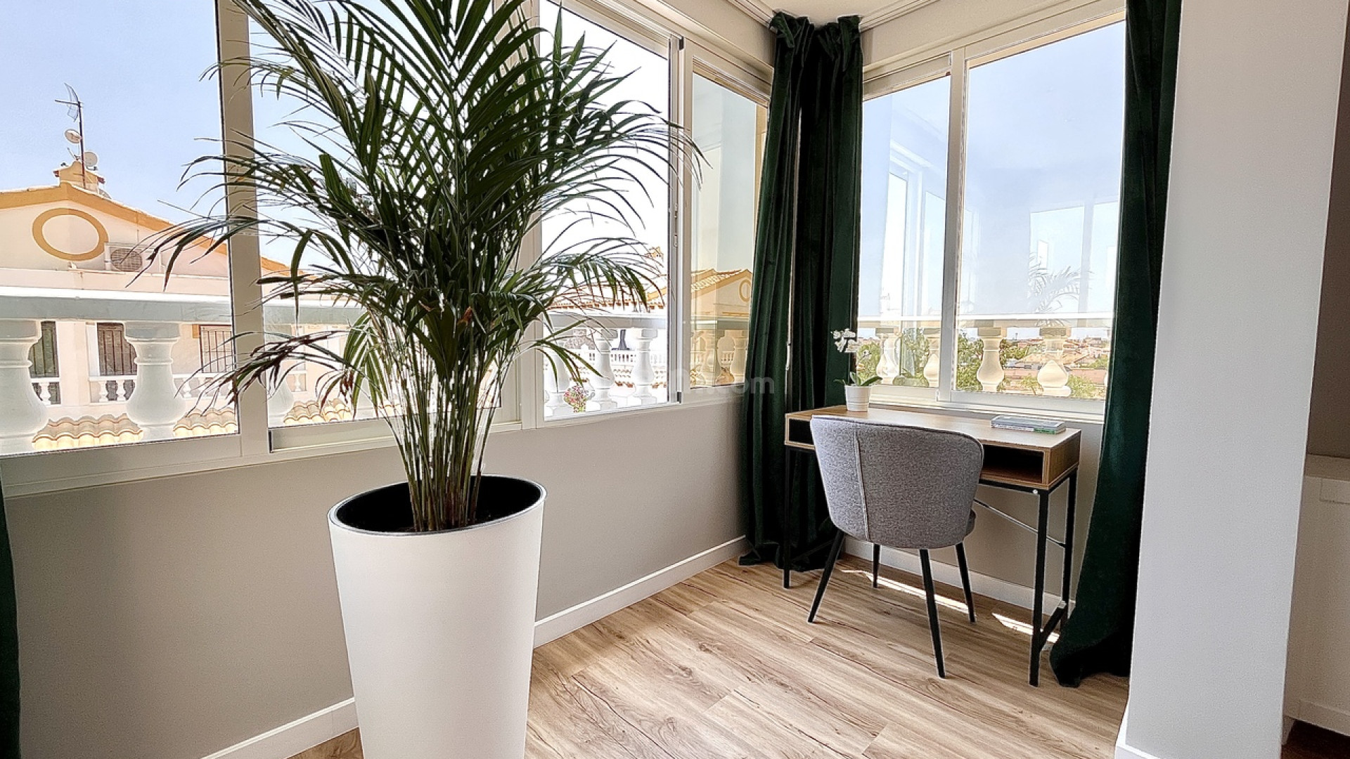 Resale - Townhouse -
Playa Flamenca