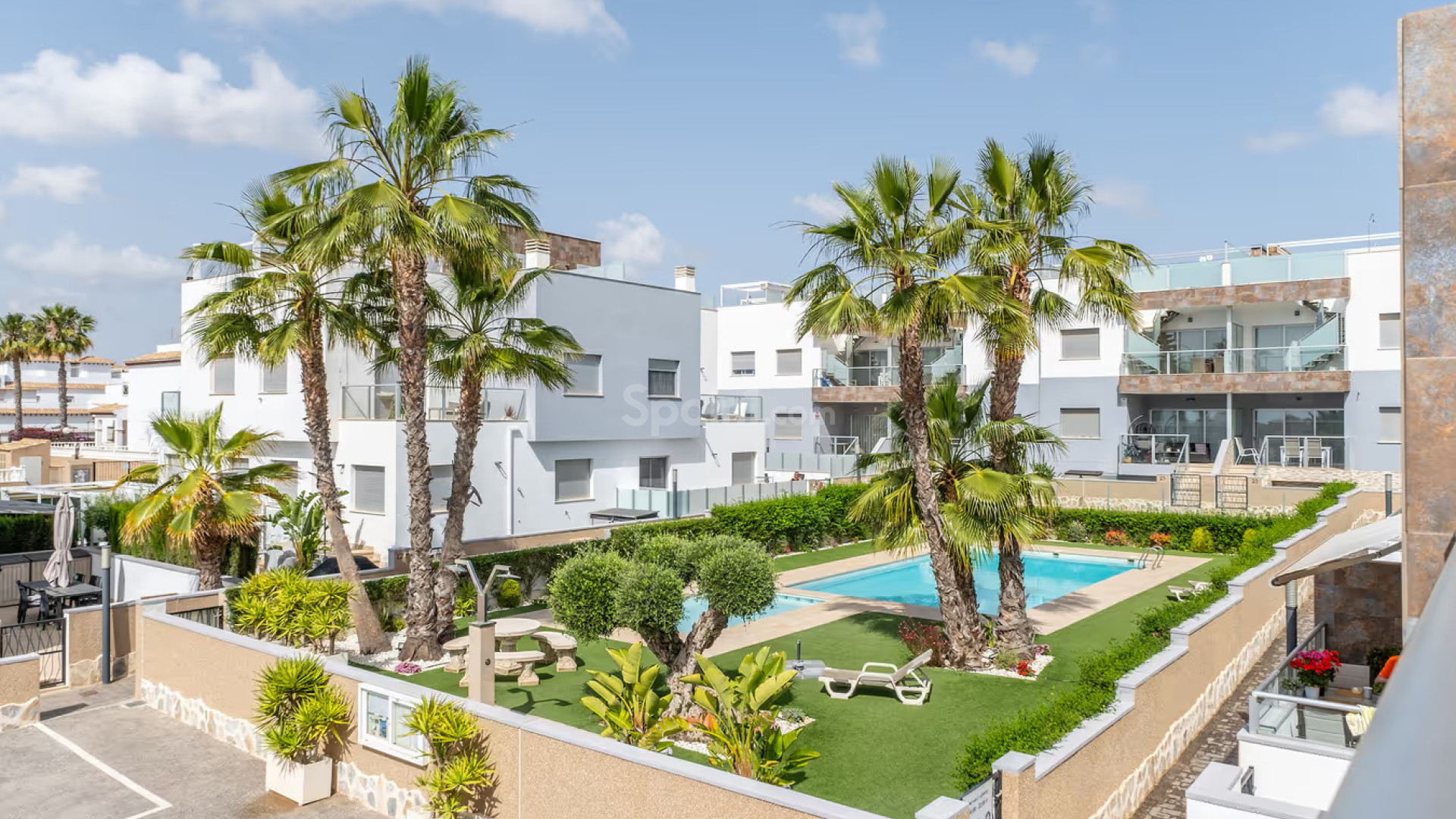 Resale - Townhouse -
Punta Prima - Marina Med