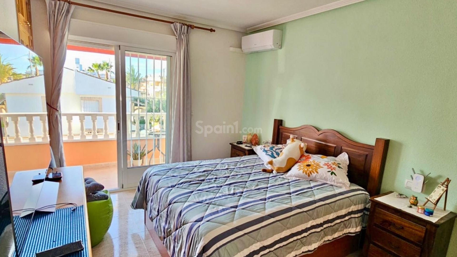 Resale - Townhouse -
San Javier