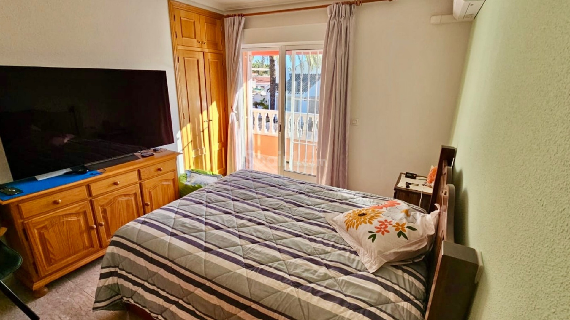 Resale - Townhouse -
San Javier