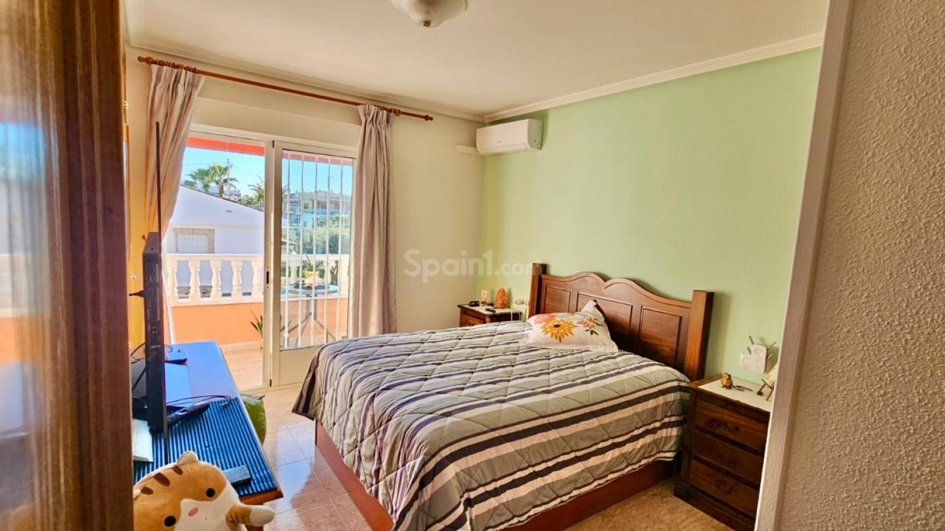 Resale - Townhouse -
San Javier