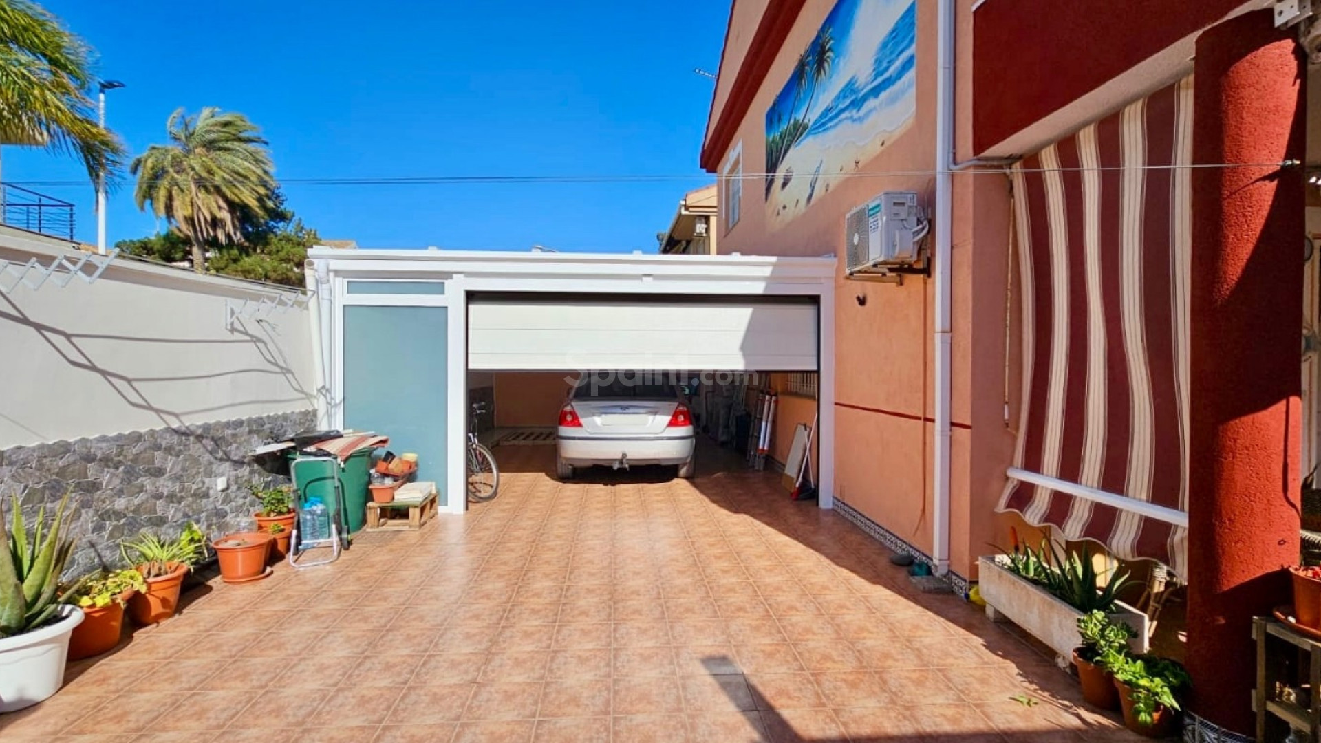 Resale - Townhouse -
San Javier