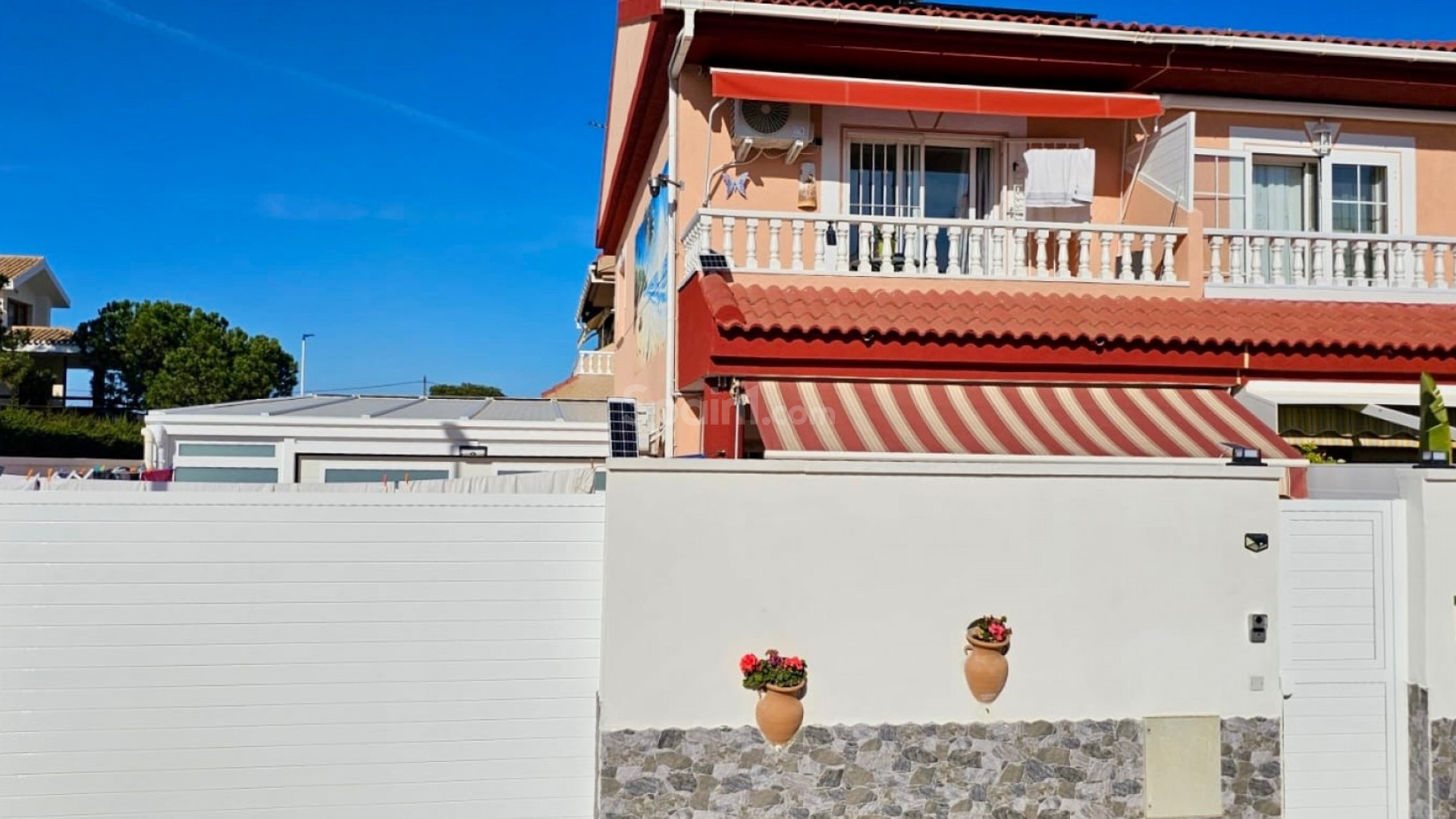 Resale - Townhouse -
San Javier