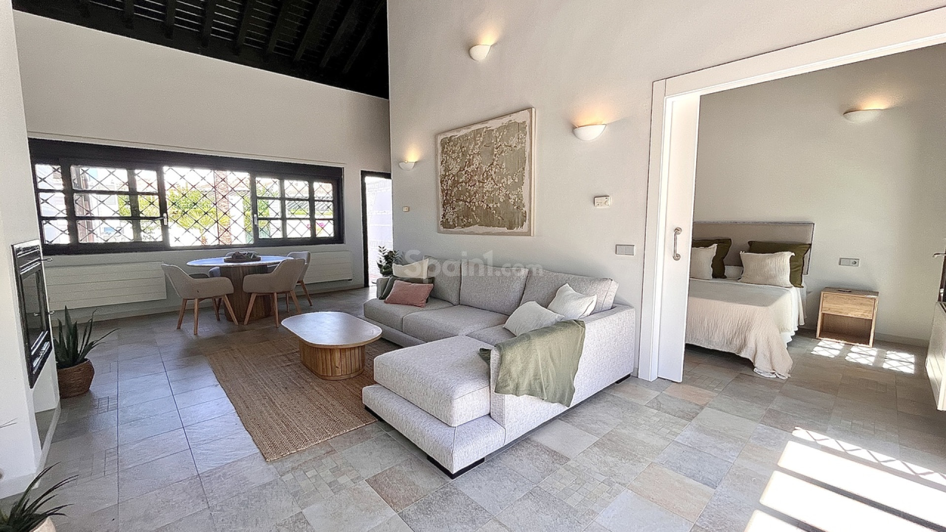 Resale - Townhouse -
Sucina