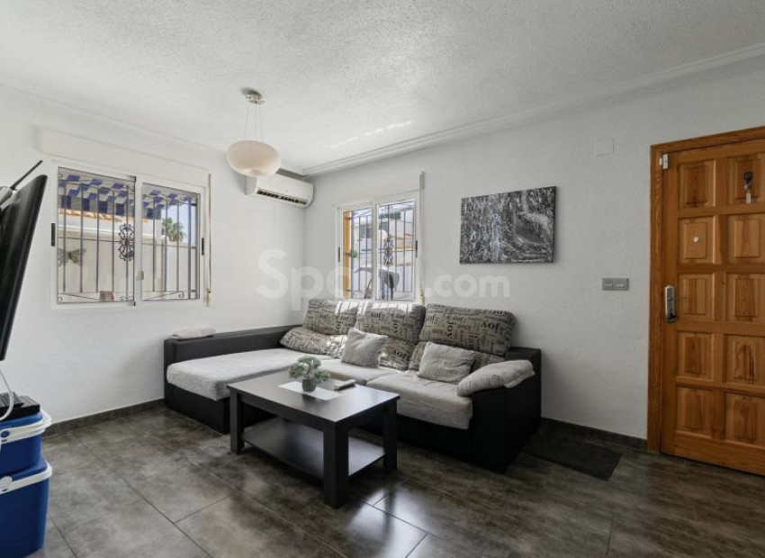 Resale - Townhouse -
Torrevieja - Doña Inés/Jardín del Mar