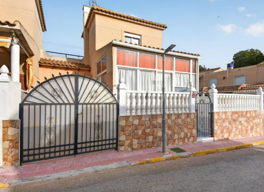 Resale - Townhouse -
Torrevieja - Los Altos