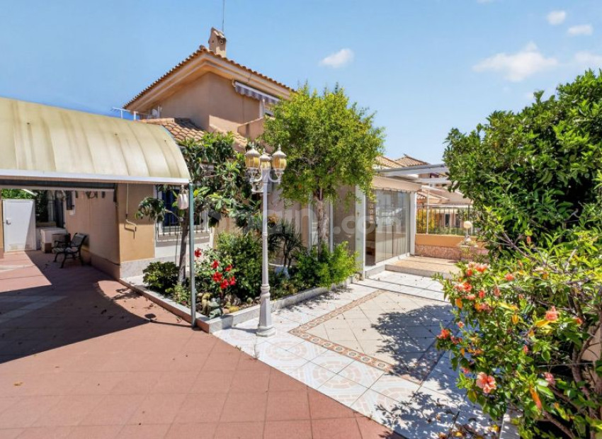 Resale - Townhouse -
Torrevieja - Los Altos