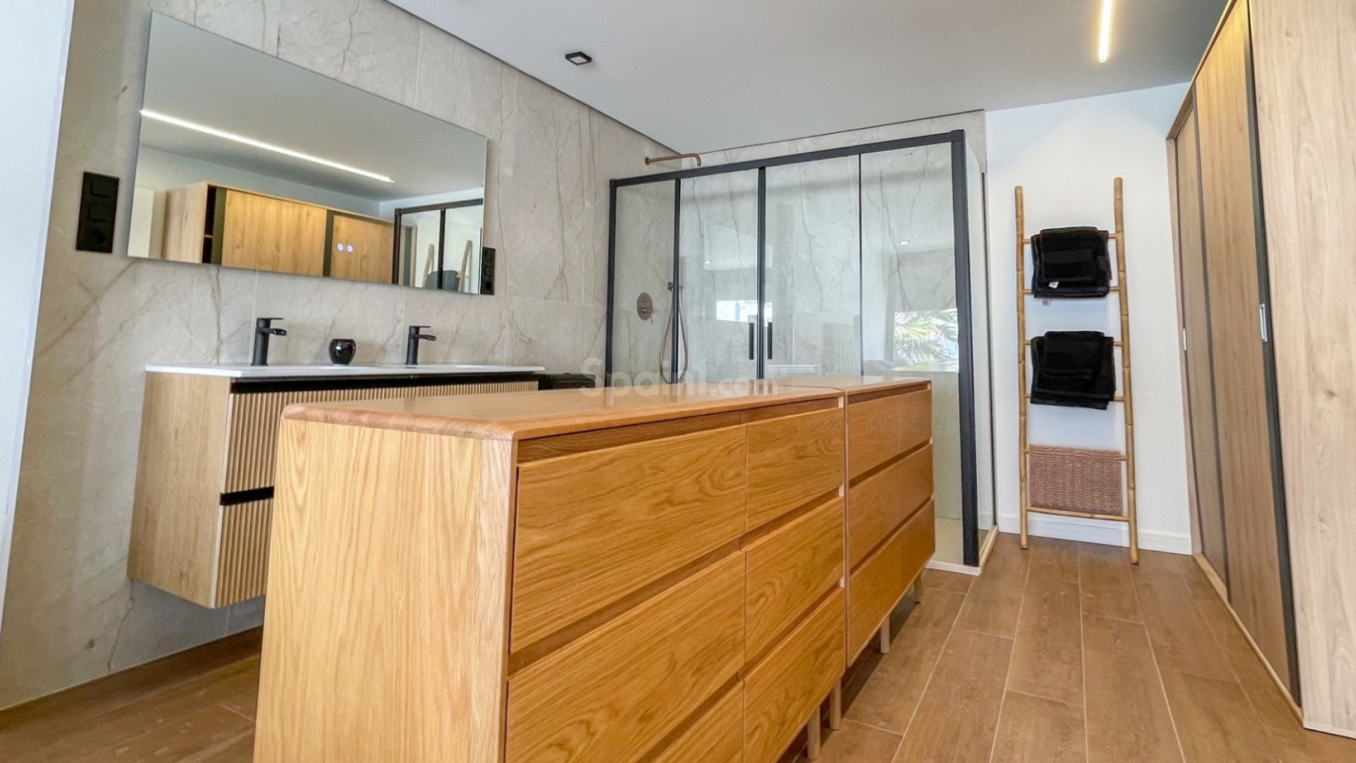 Resale - Townhouse -
Torrevieja - Nueva Torrevieja - Aguas Nuevas