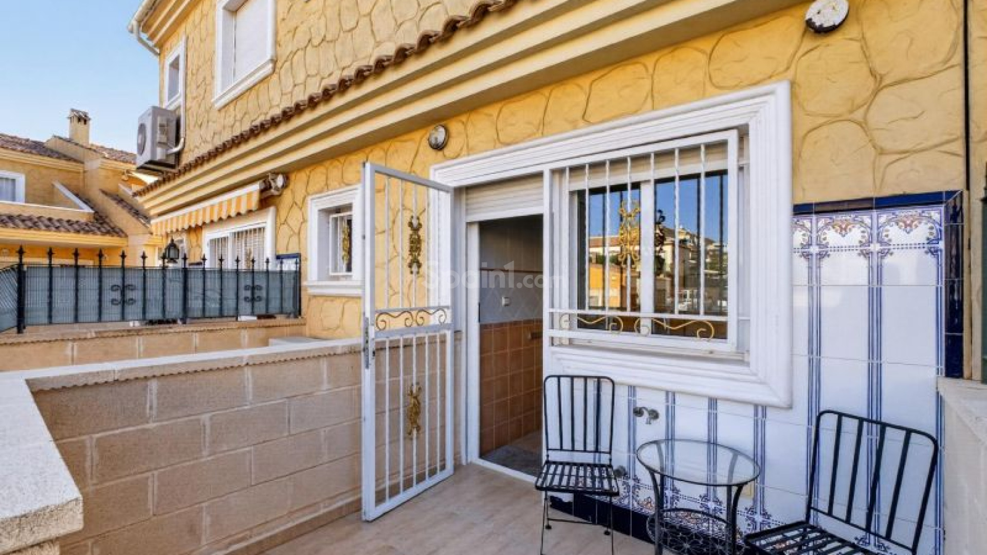 Resale - Townhouse -
Torrevieja - Punta Prima