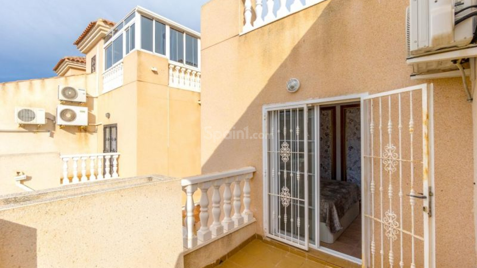 Resale - Townhouse -
Torrevieja