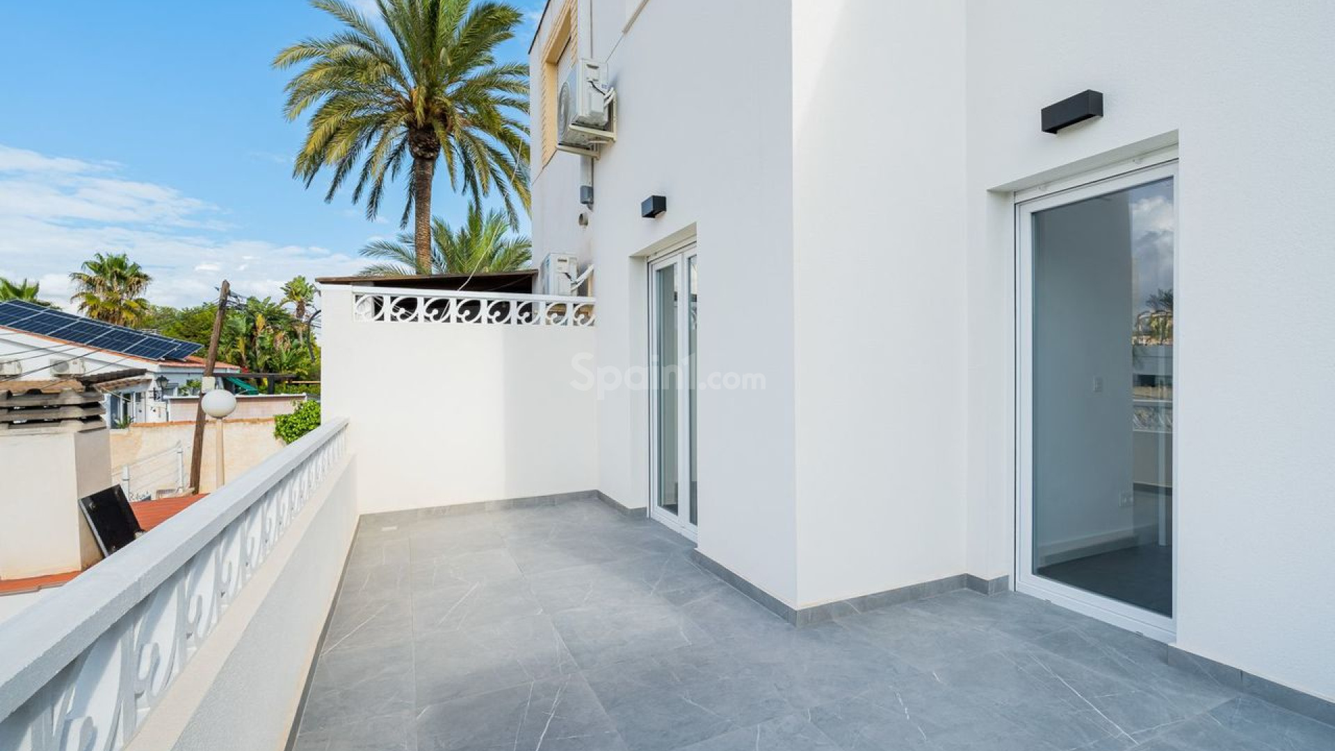 Resale - Townhouse -
Torrevieja