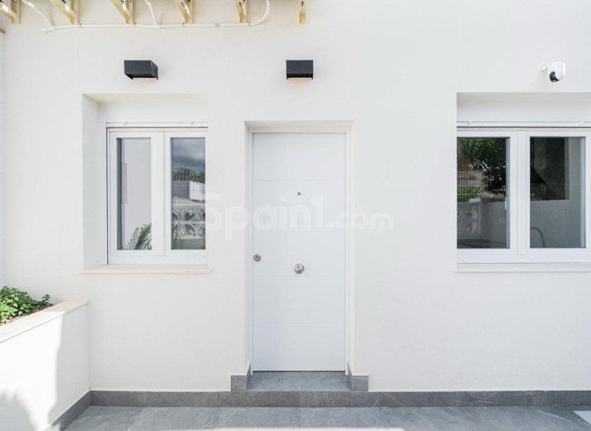 Resale - Townhouse -
Torrevieja