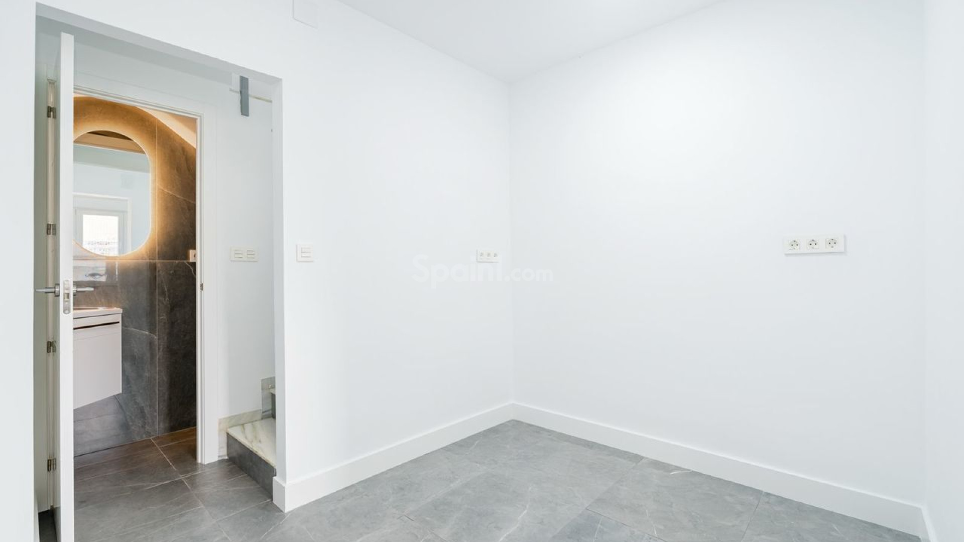 Resale - Townhouse -
Torrevieja