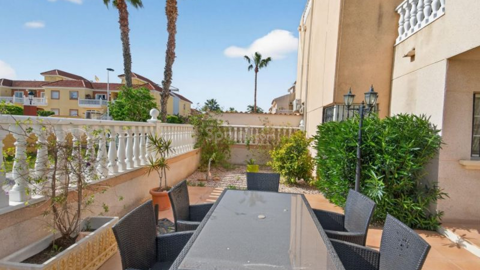 Resale - Townhouse -
Torrevieja