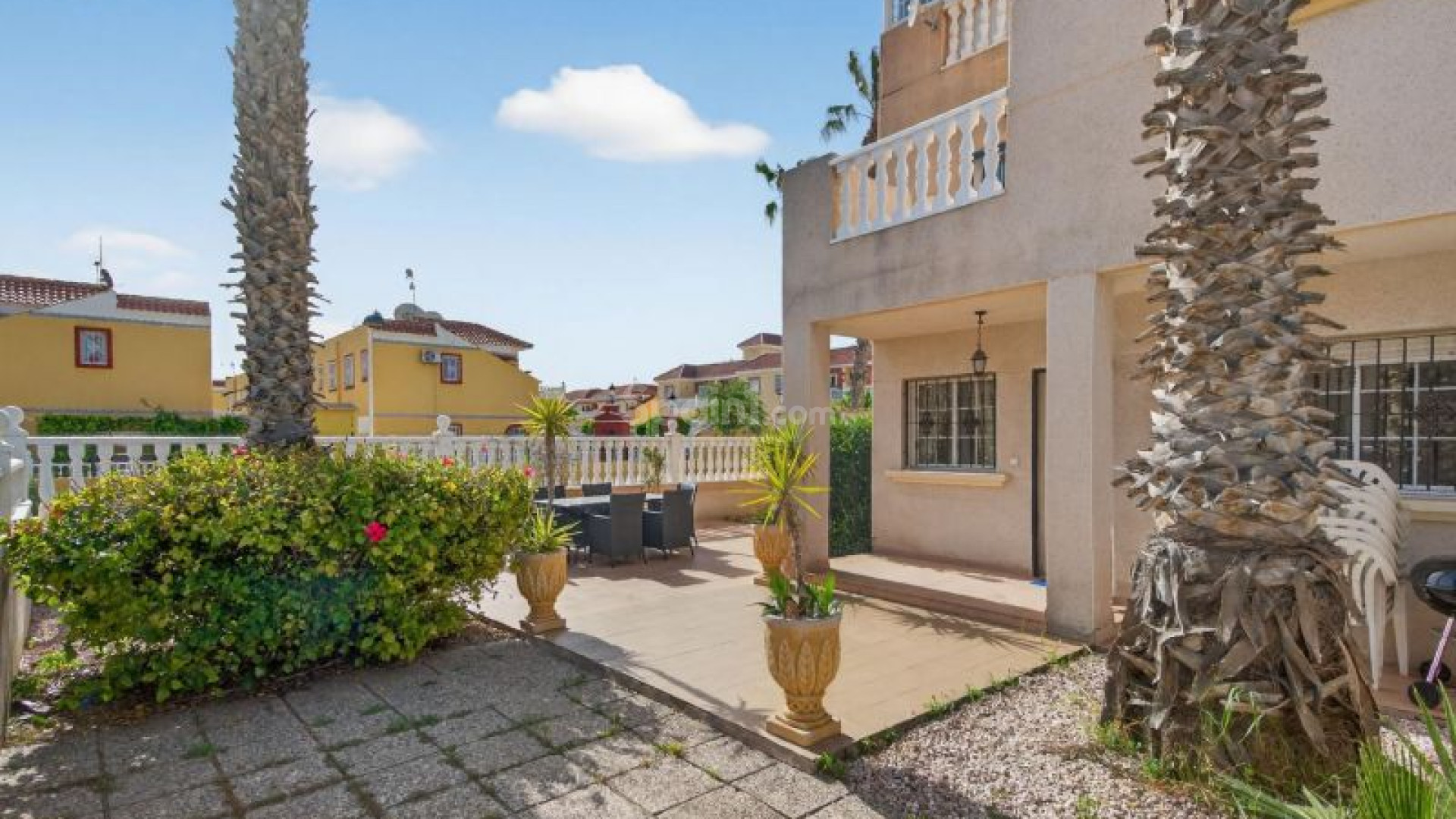 Resale - Townhouse -
Torrevieja