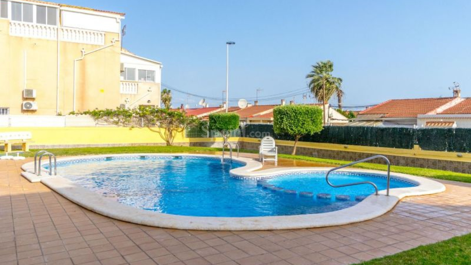 Resale - Townhouse -
Torrevieja
