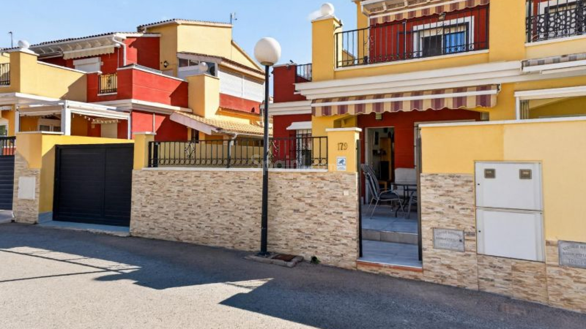 Resale - Townhouse -
Torrevieja