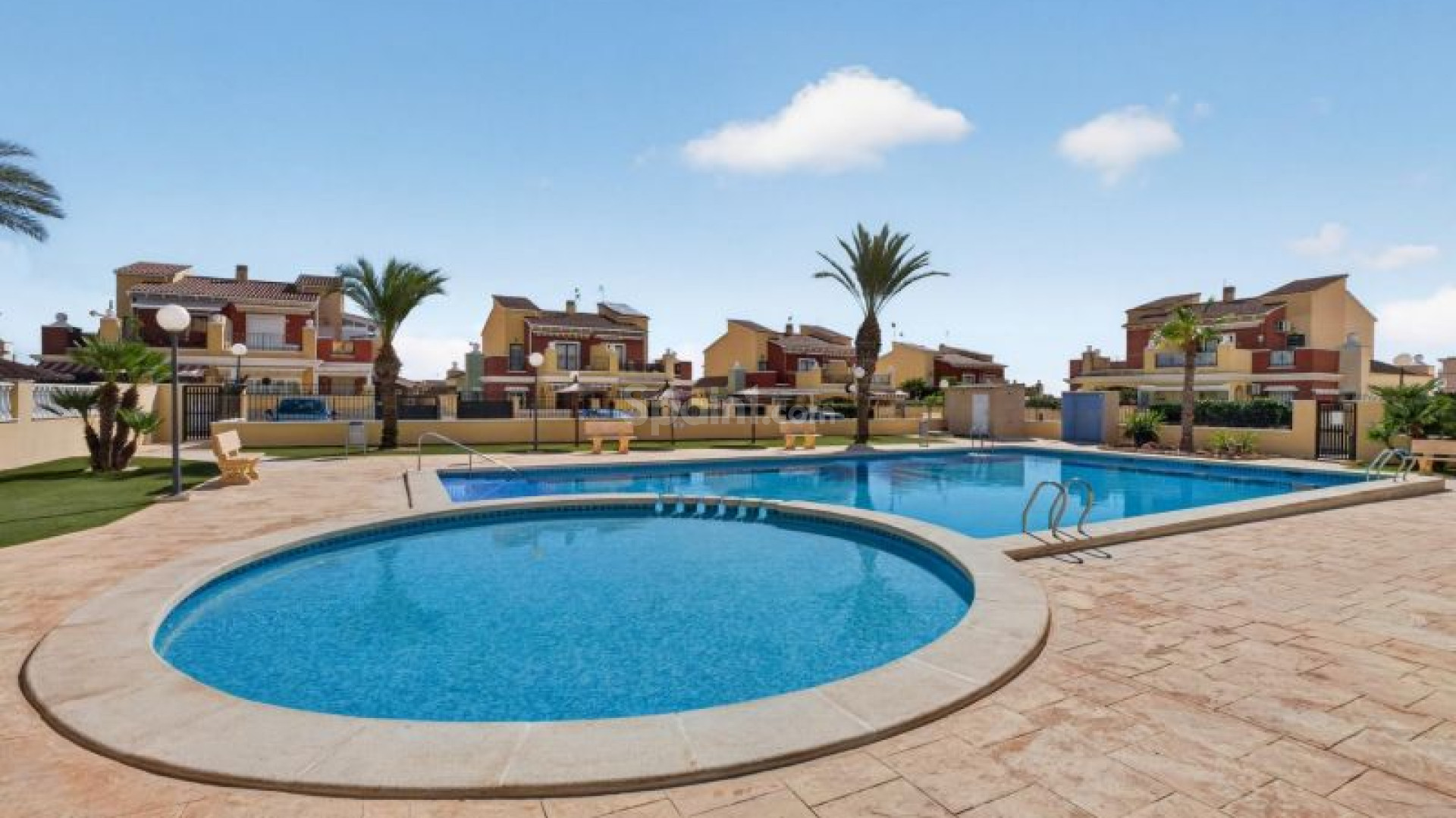 Resale - Townhouse -
Torrevieja