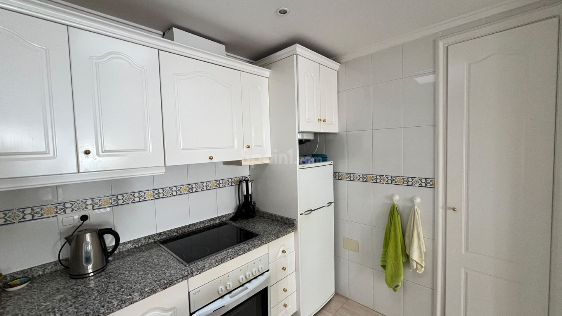 Resale - Townhouse -
Villamartin - PAU 8