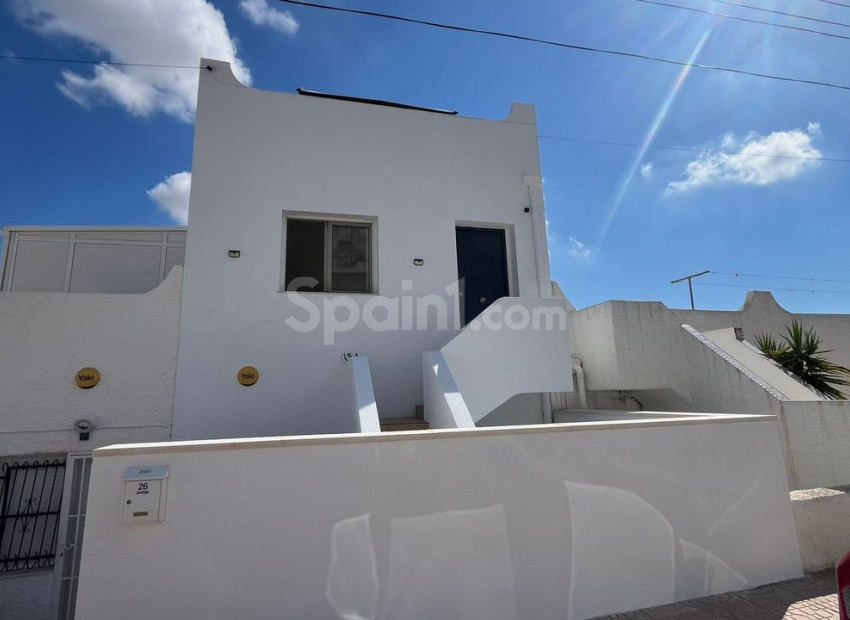 Resale - Townhouse -
Villamartín - Villamartin