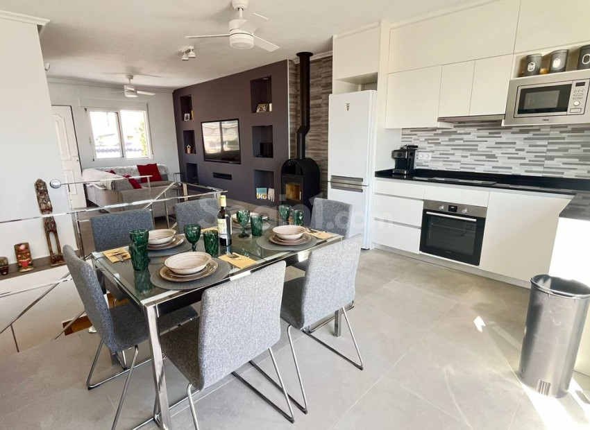 Resale - Townhouse -
Villamartín - Villamartin
