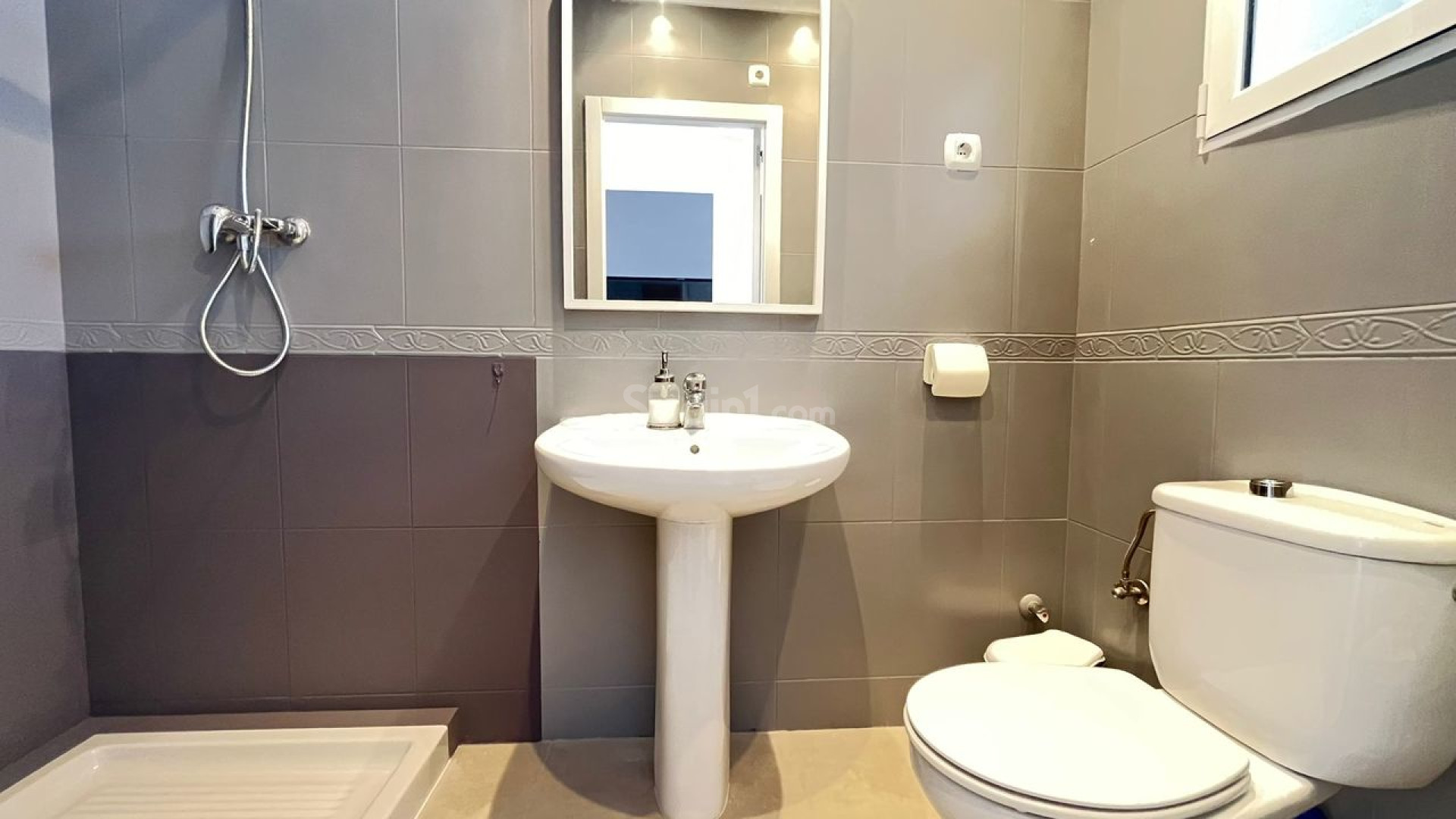 Resale - Townhouse -
Villamartín - Villamartin