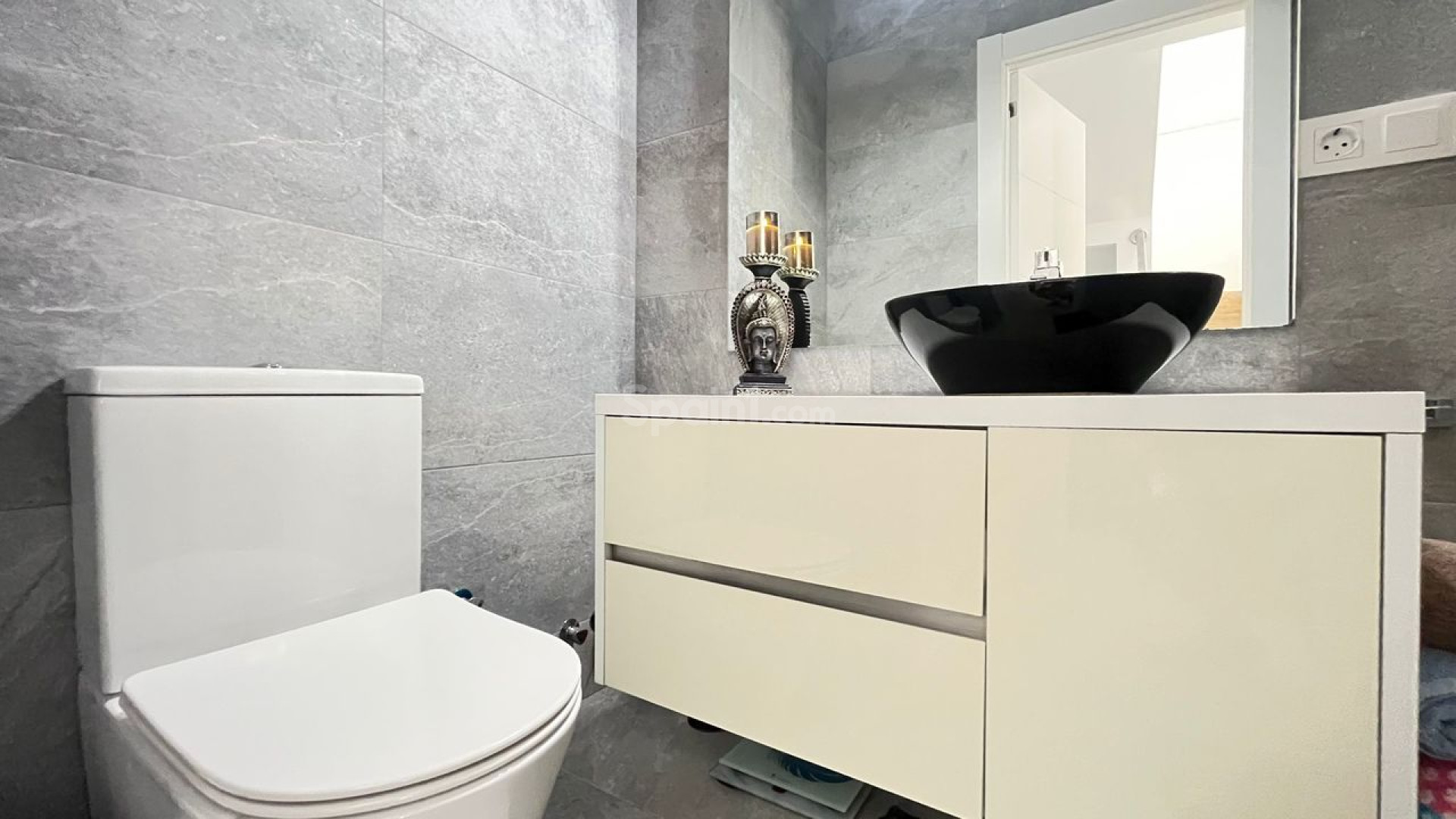 Resale - Townhouse -
Villamartín - Villamartin