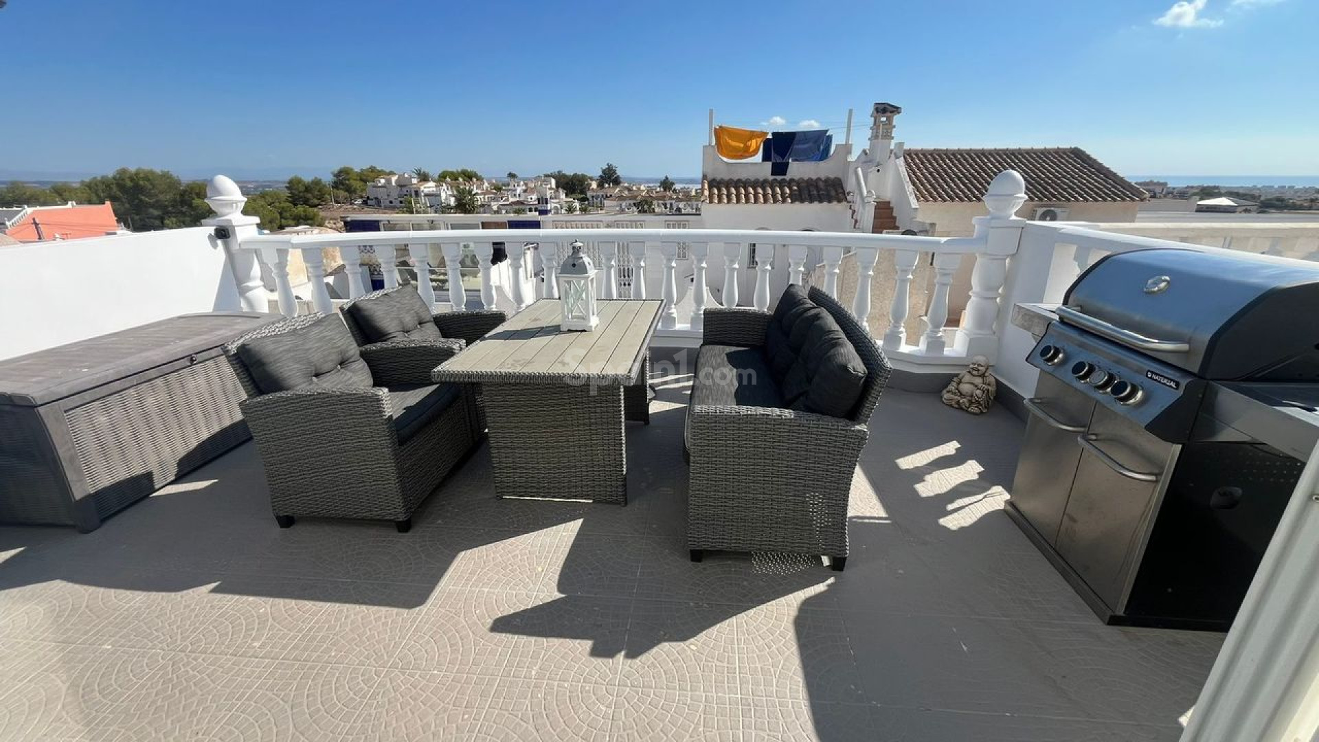 Resale - Townhouse -
Villamartín - Villamartin