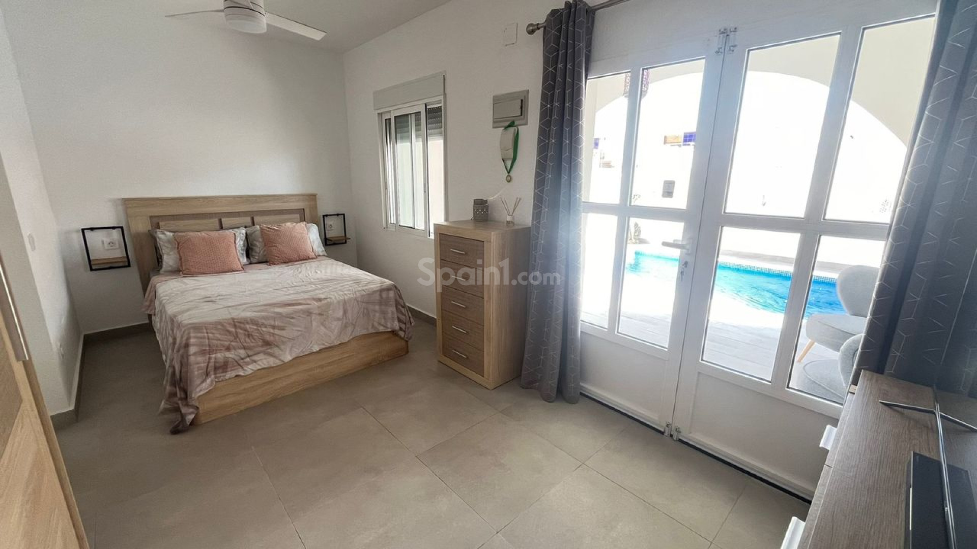 Resale - Townhouse -
Villamartín - Villamartin