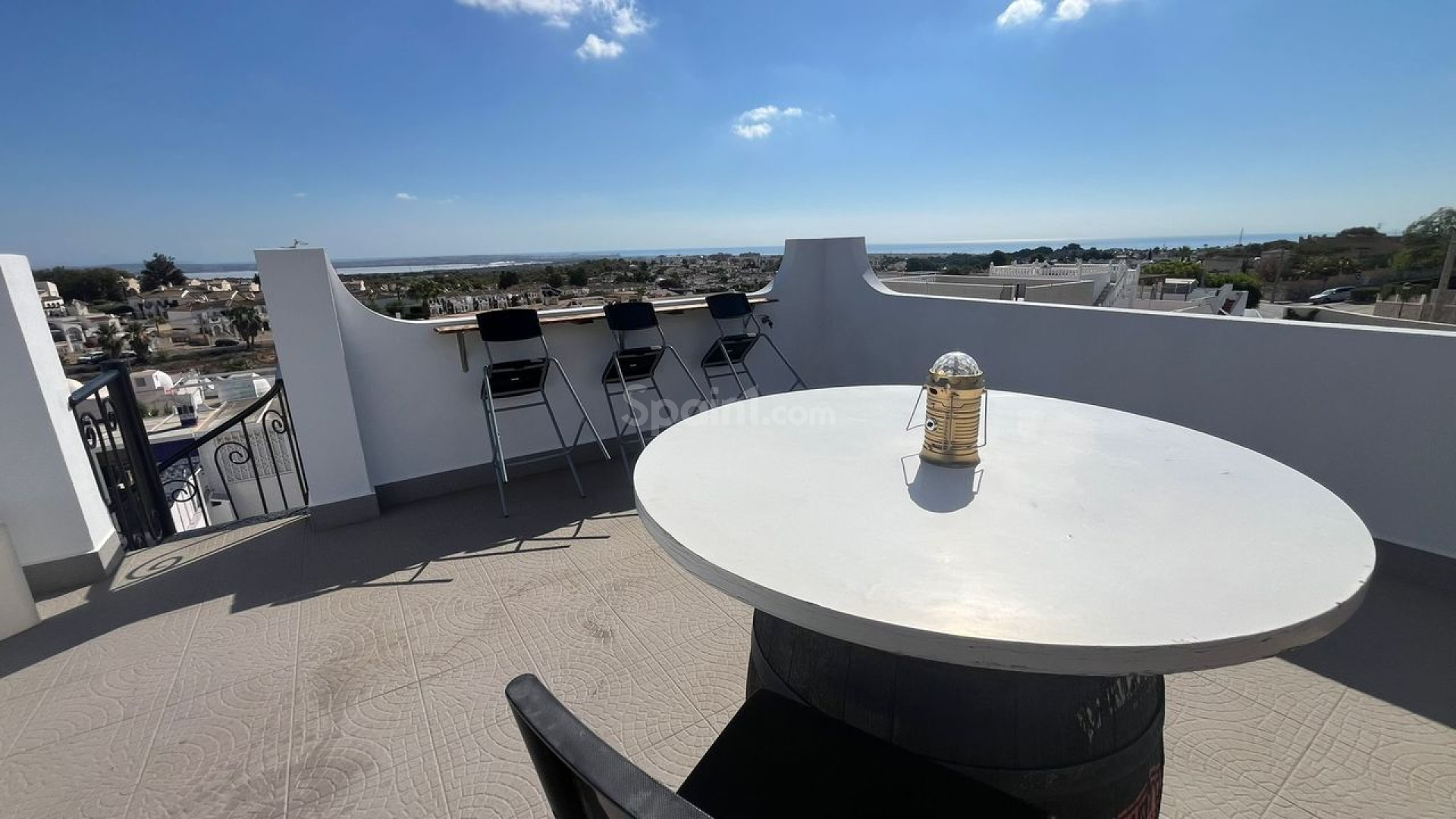 Resale - Townhouse -
Villamartín - Villamartin