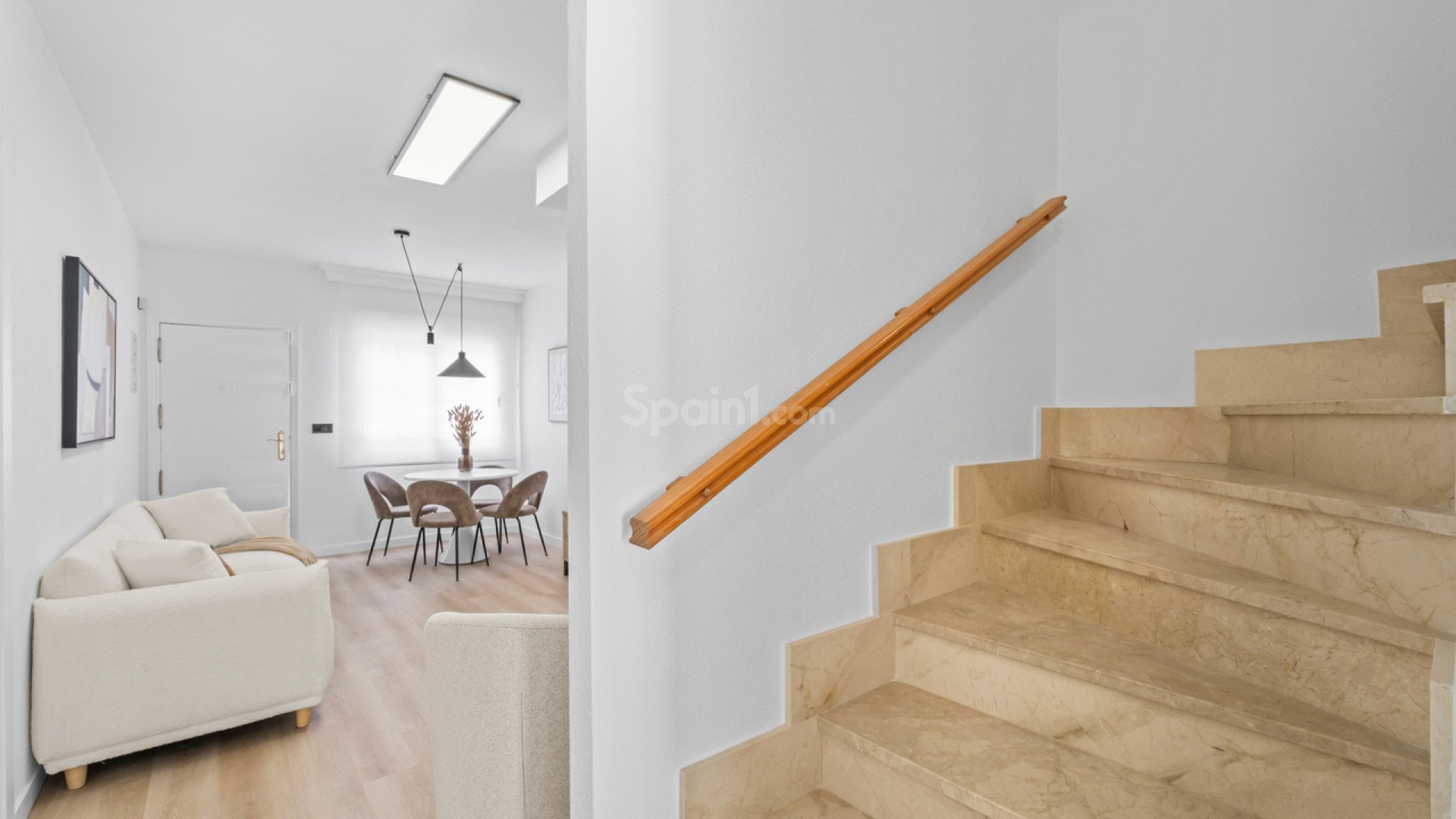 Resale - Townhouse -
Villamartín - Villamartin