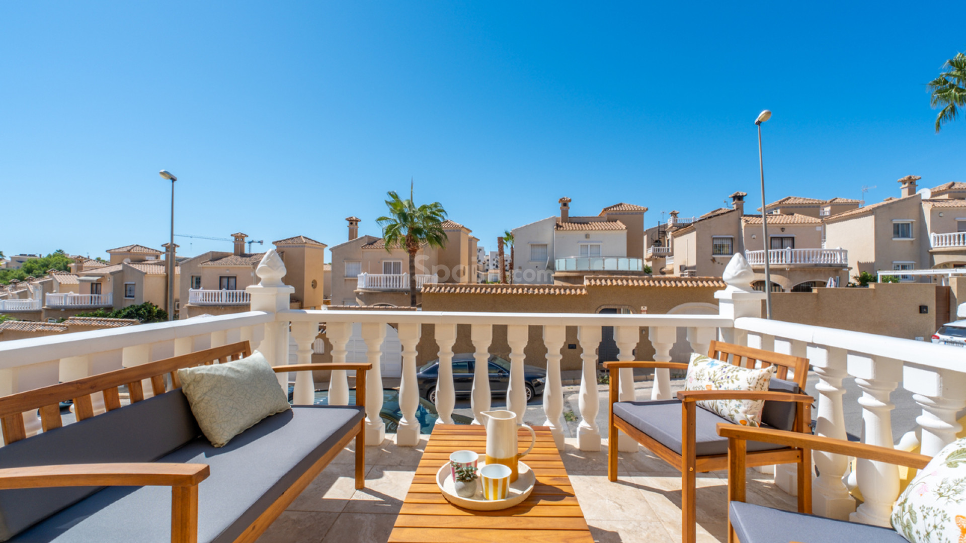 Resale - Townhouse -
Villamartín - Villamartin