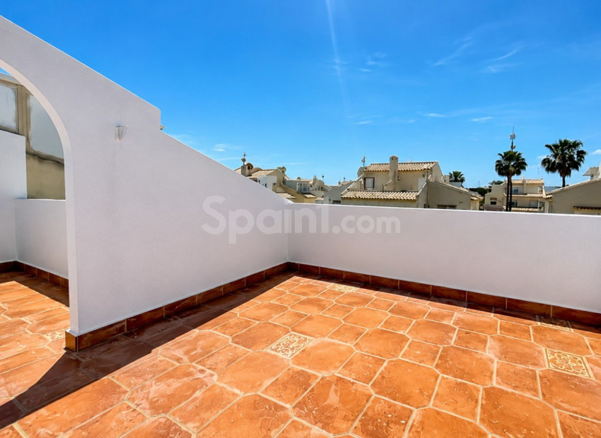 Resale - Triplex -
Orihuela Costa - Los Almendros