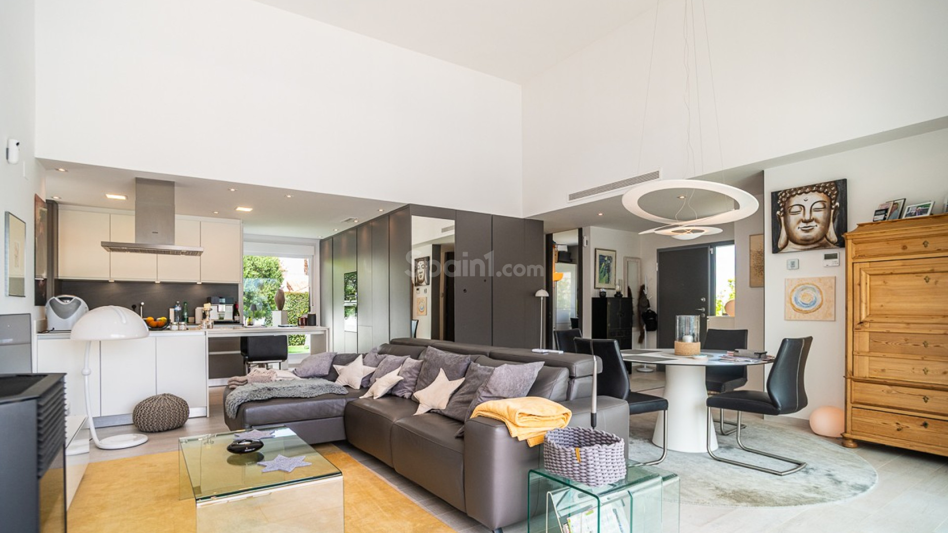 Resale - Villa -
ALGORFA - La Finca Golf