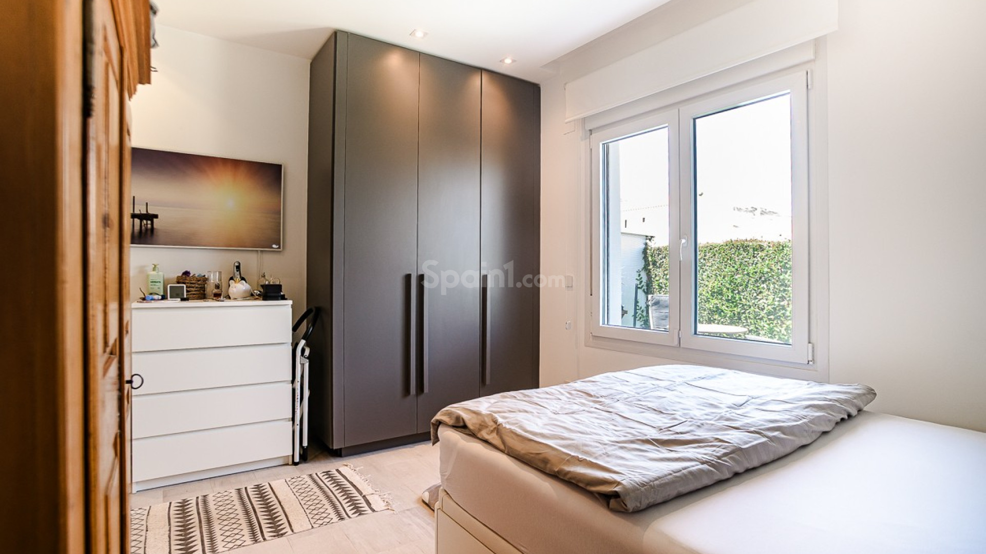 Resale - Villa -
ALGORFA - La Finca Golf