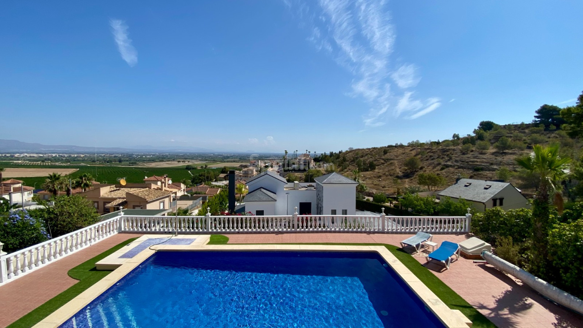 Resale - Villa -
Algorfa - Lomas De La Juliana