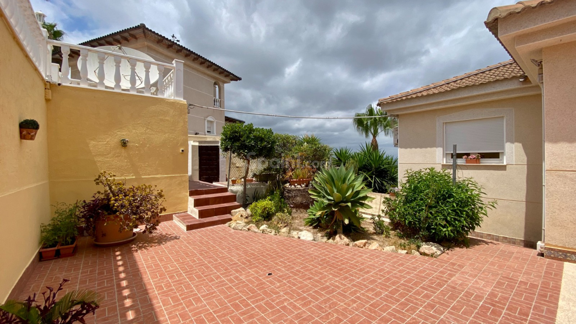 Resale - Villa -
Algorfa - Lomas De La Juliana
