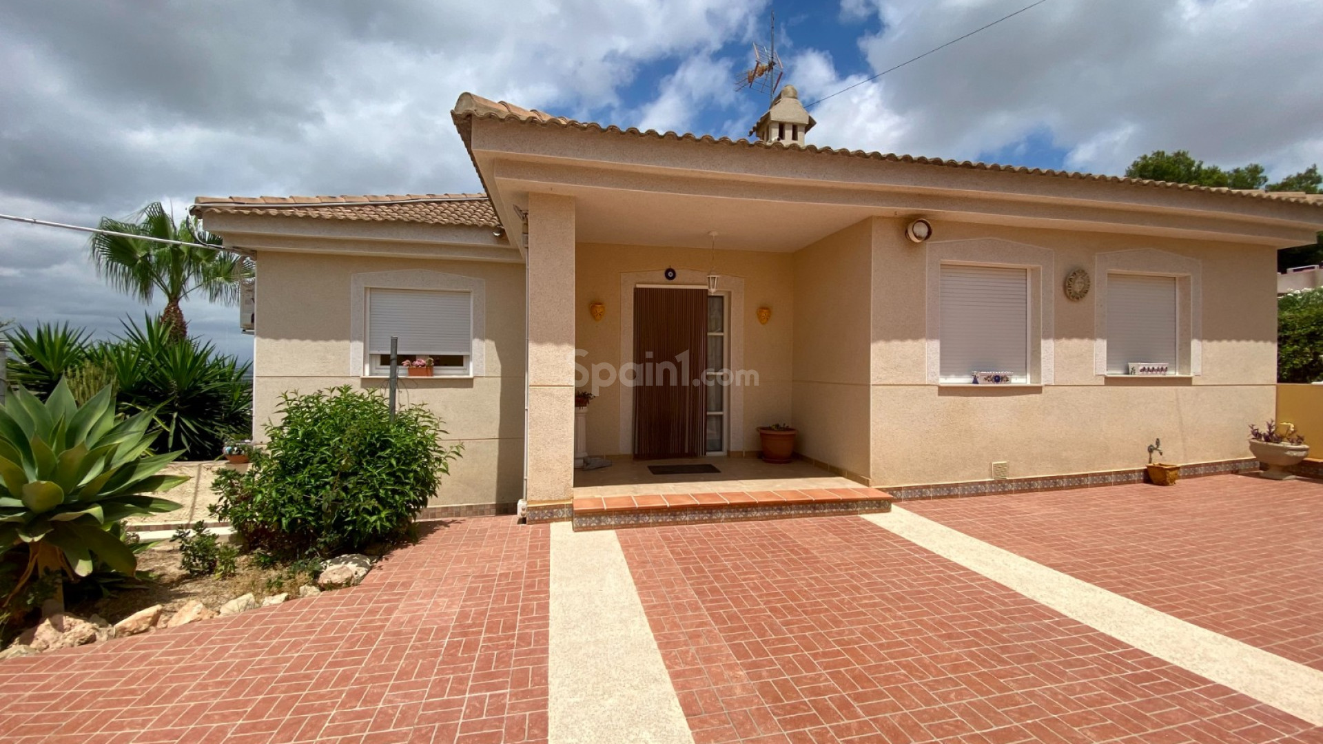 Resale - Villa -
Algorfa - Lomas De La Juliana