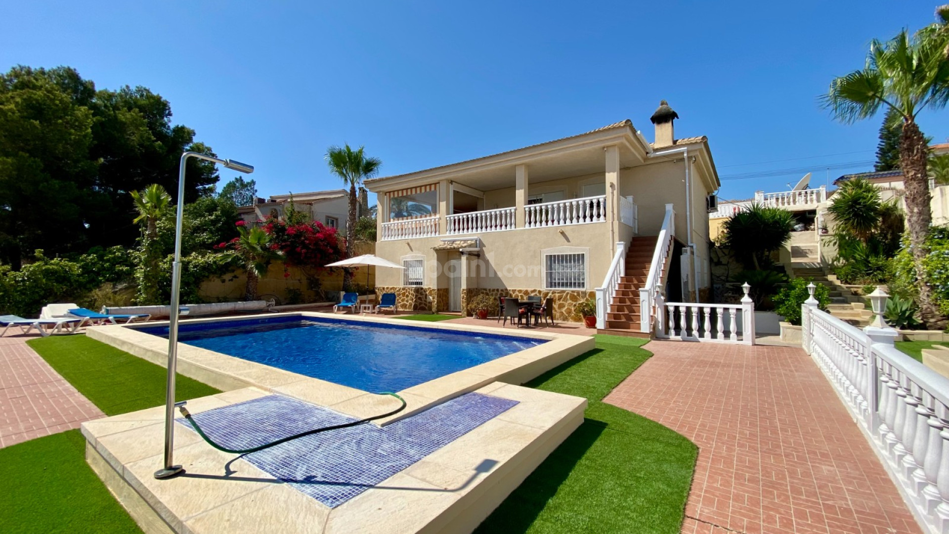 Resale - Villa -
Algorfa - Lomas De La Juliana