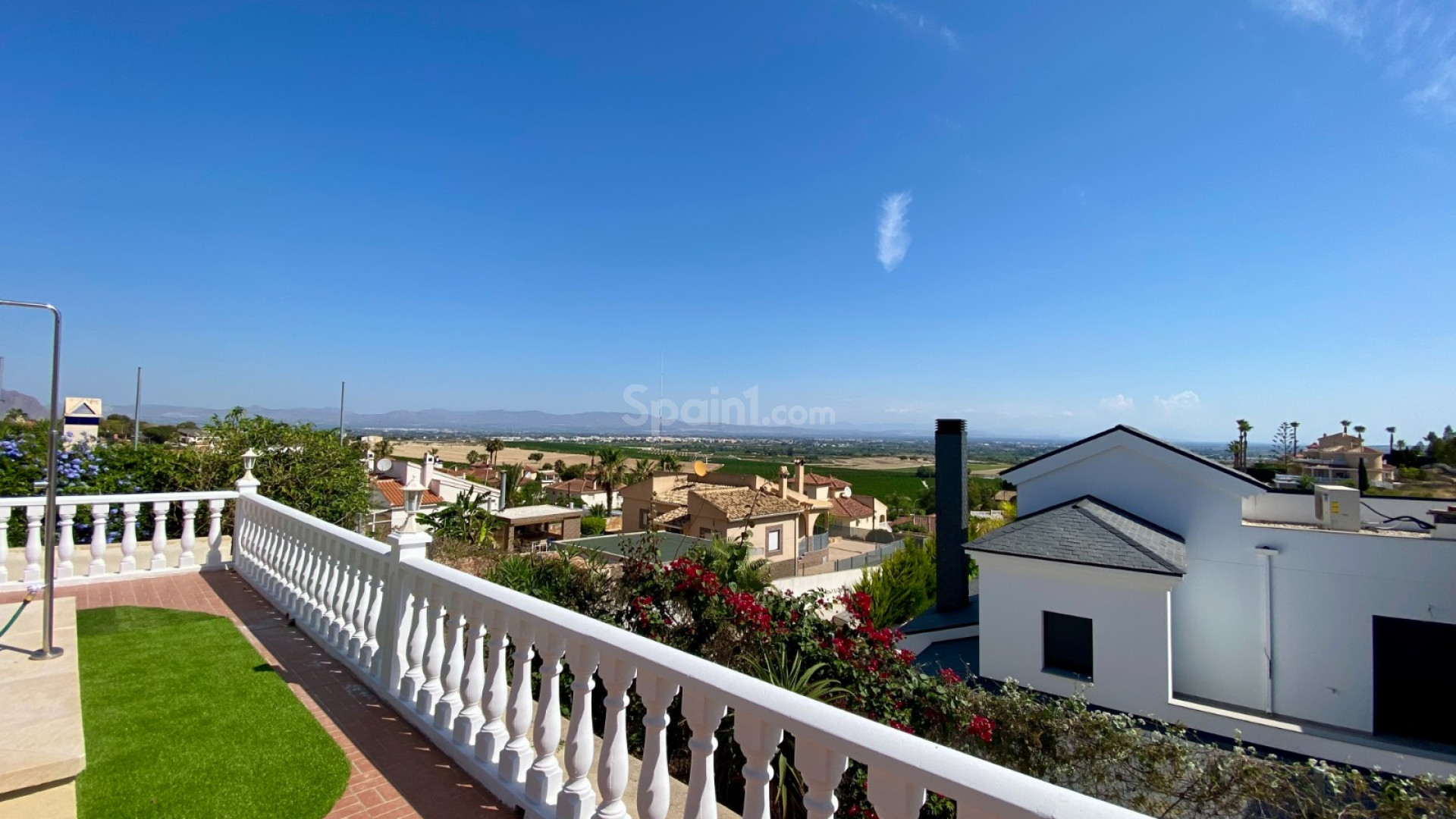 Resale - Villa -
Algorfa - Lomas De La Juliana