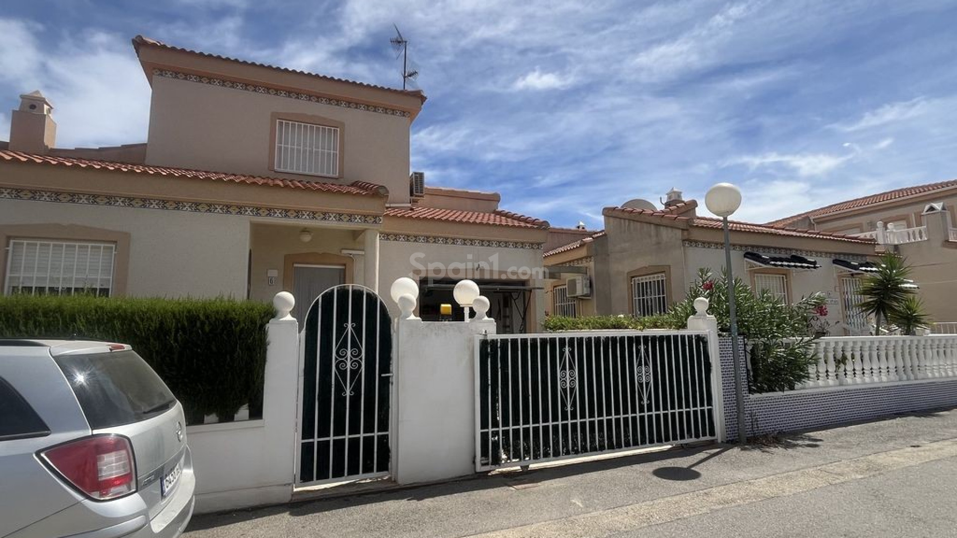 Resale - Villa -
Algorfa - Montemar