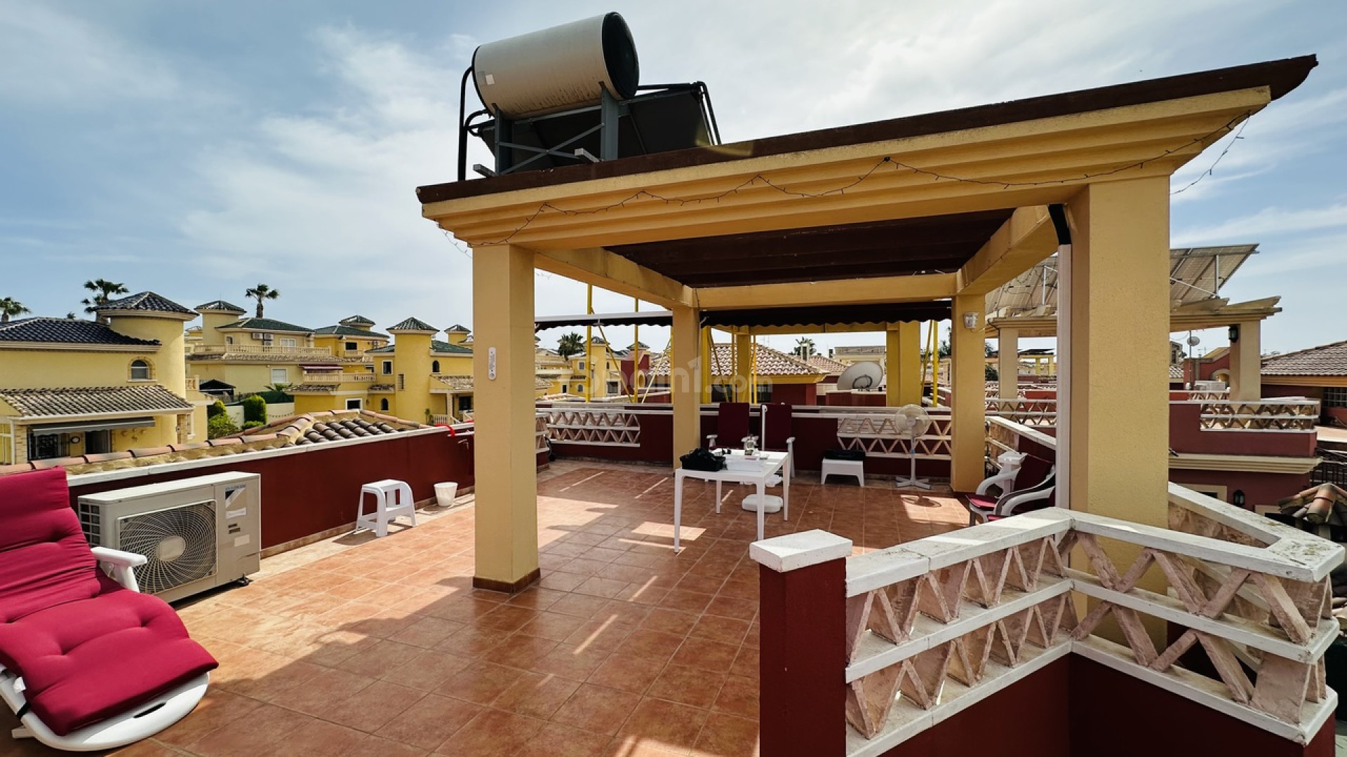 Resale - Villa -
Algorfa
