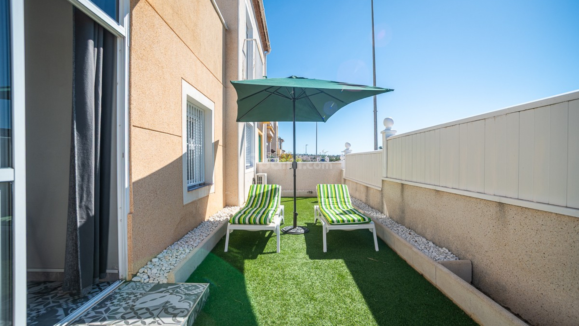 Resale - Villa -
ALGORFA