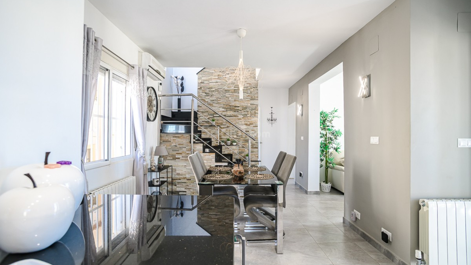 Resale - Villa -
ALGORFA