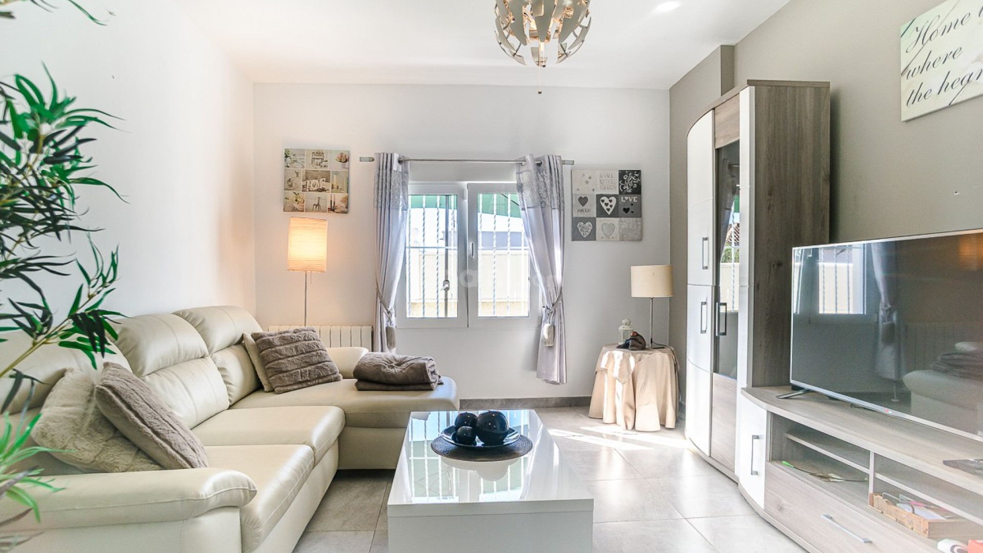 Resale - Villa -
ALGORFA