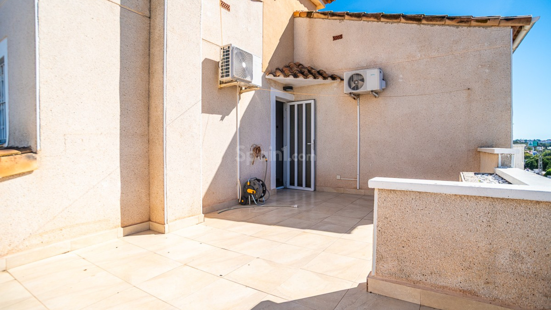 Resale - Villa -
ALGORFA